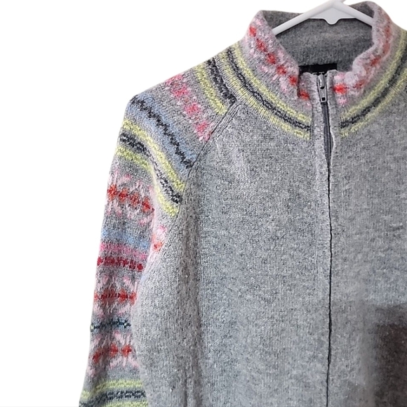 Athleta Vintage Fair Isle Lambs Wool-Angora Sweater – Size Large, Soft & Cozy - Picture 4 of 5